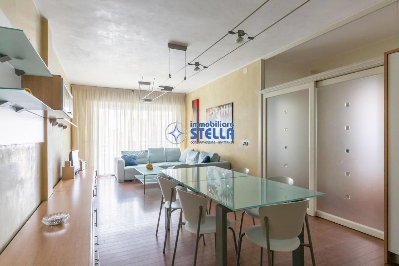 Condominio Adriatico Lido di Jesolo Exteriör bild
