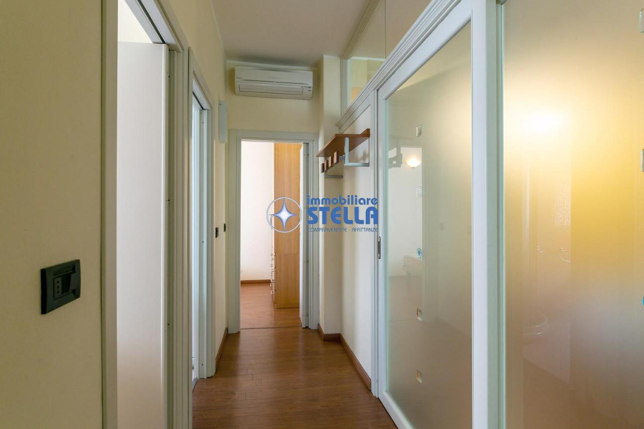 Condominio Adriatico Lido di Jesolo Exteriör bild
